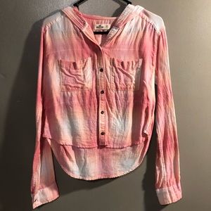 Pink Hollister Plaid long sleeve button down ✨
